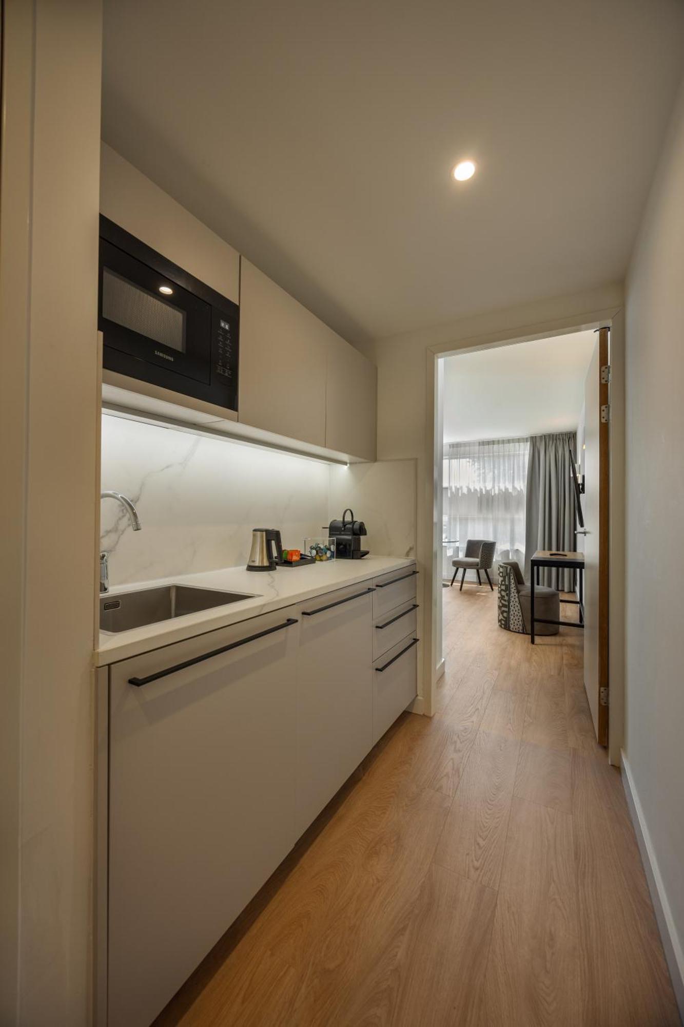 Westcord Art Hotel Amsterdam 4 Stars Экстерьер фото